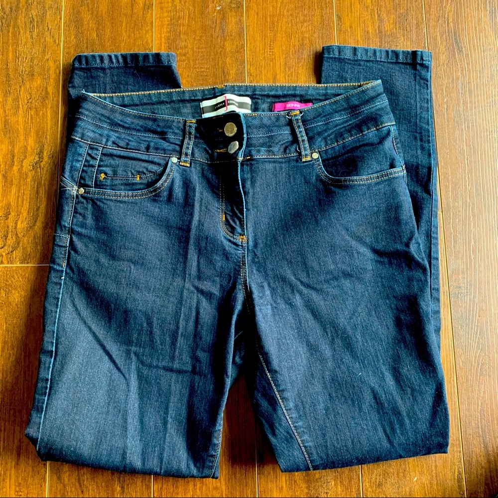 DARK WASH HIGH RISE SKINNY JEANS